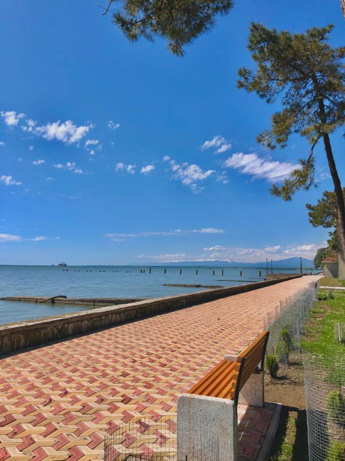 Чёрное Море Ochamchira Exterior foto
