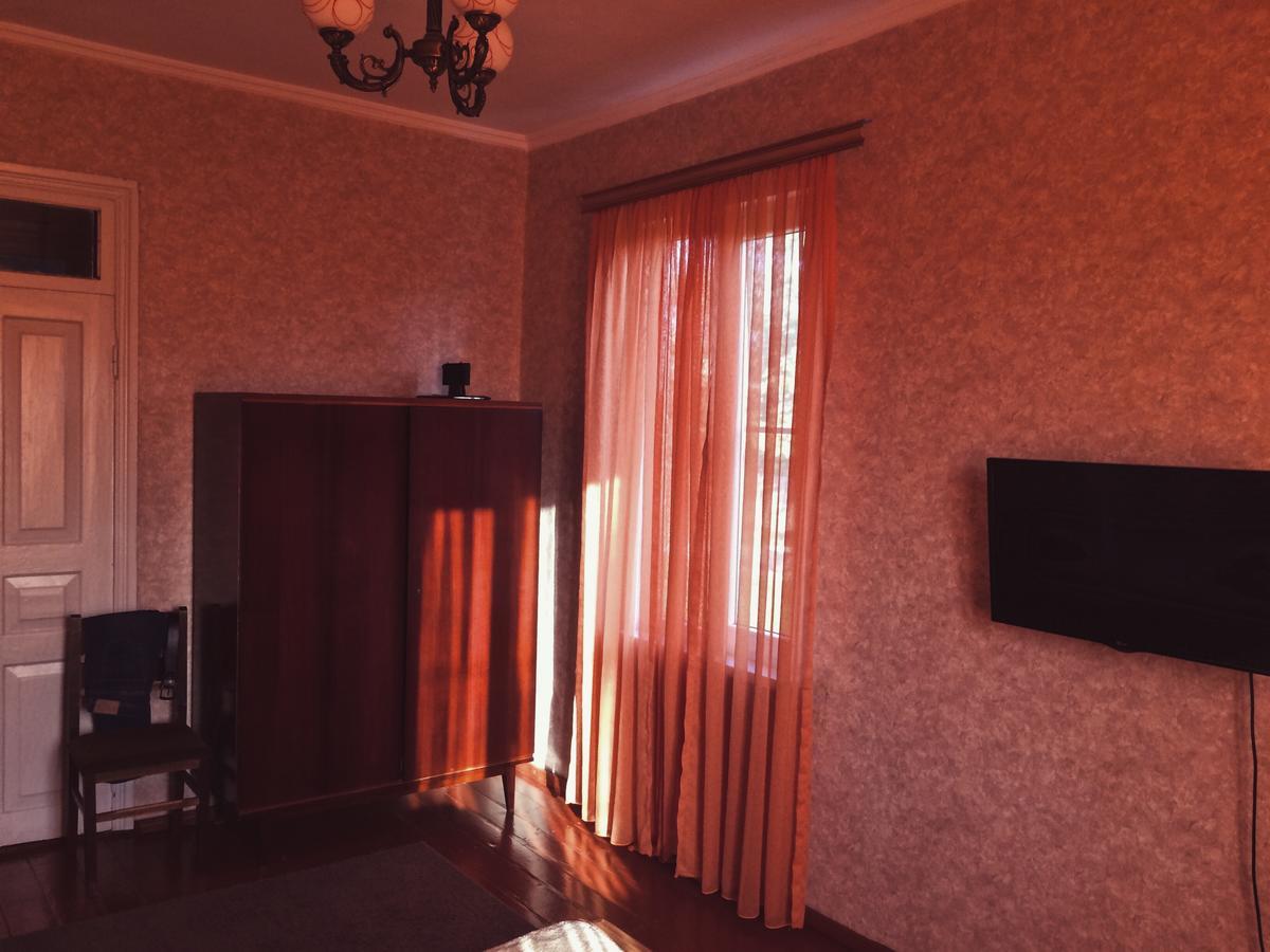 Чёрное Море Ochamchira Exterior foto